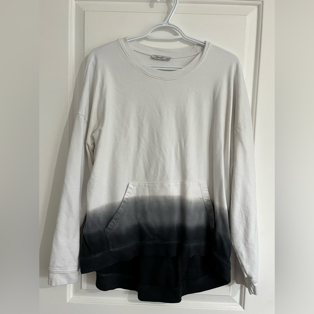 Kismet Dip Dye Pop Over Sweatshirt Size M